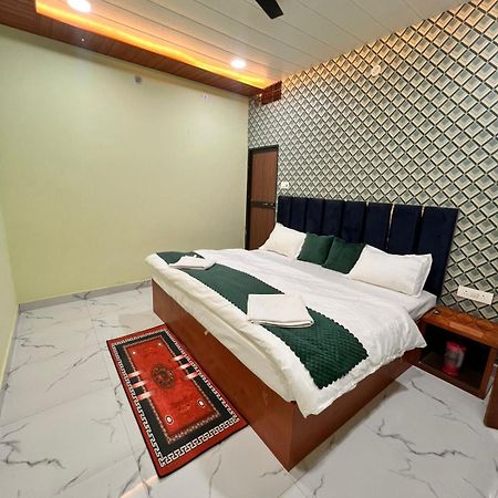 Gulab Residency Hotel Varanasi Exterior foto