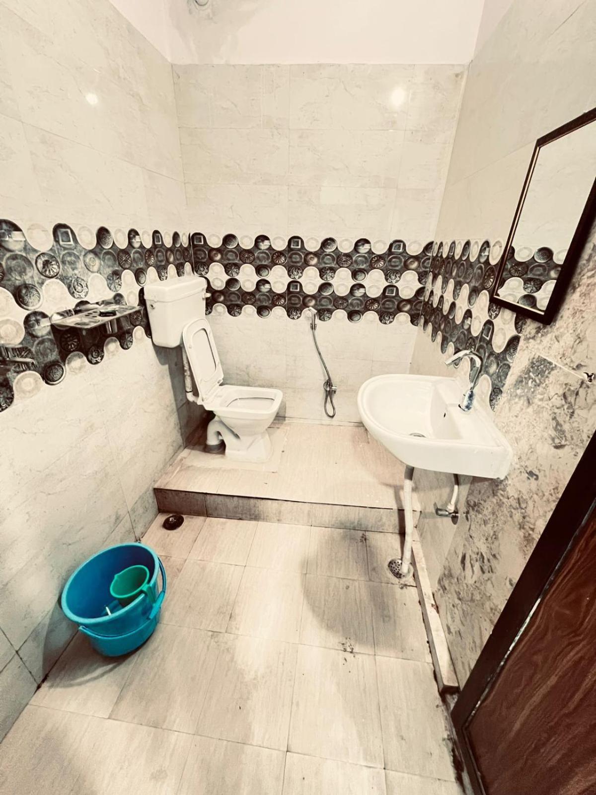 Gulab Residency Hotel Varanasi Exterior foto